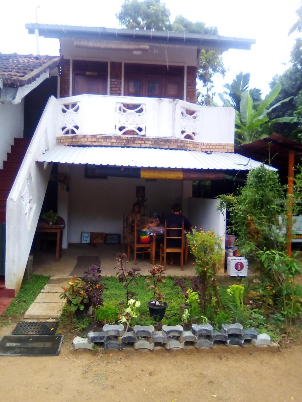 Jayanika Home Stay تانجالي المظهر الخارجي الصورة
