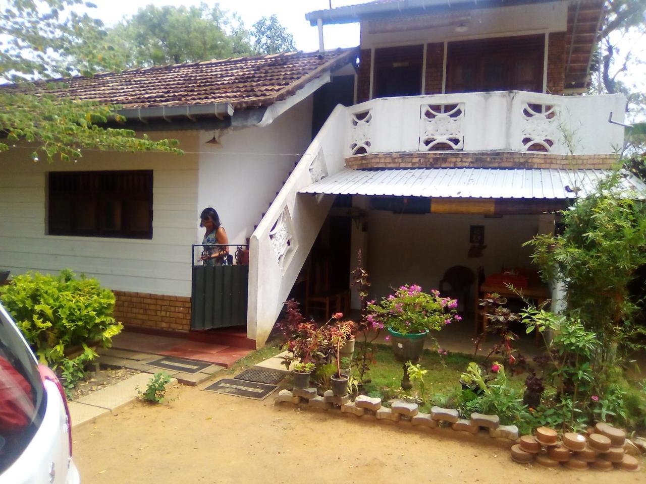 Jayanika Home Stay تانجالي المظهر الخارجي الصورة